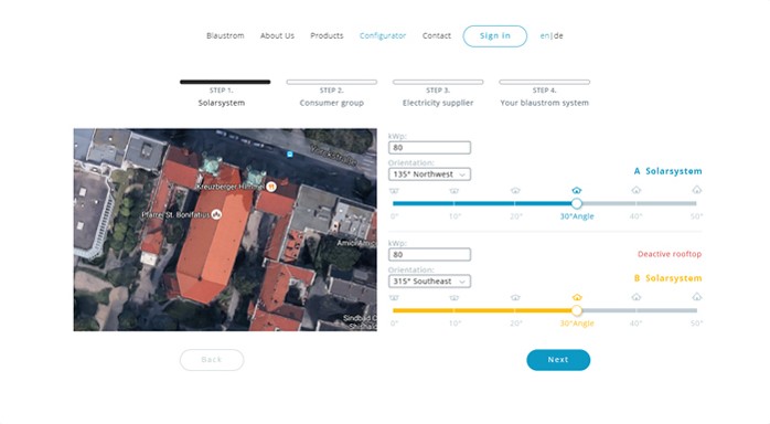 Step 1: a satellite map of a house on the left, and on the right two roof areas, A in blue and B in yellow, each with kWp, orientation and a roof angle slider